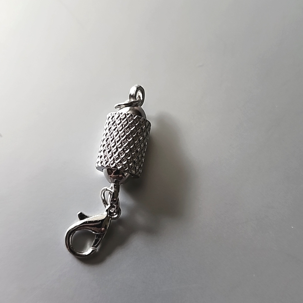 NECKLACE OR BRACELET LOCK MAGNETIC SCREW CLOSURE EXTENDER DIAMOND CUT